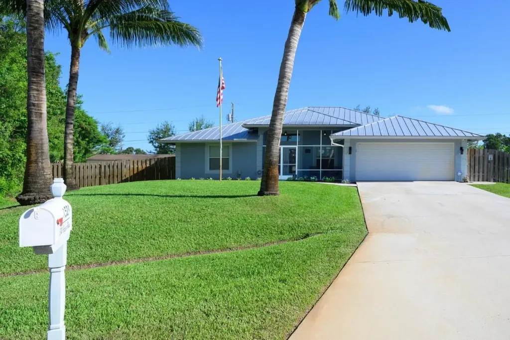 1529 SW Gager Road Port St Lucie FL 34953