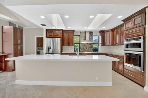 7681 NE Morningside Terrace Boca Raton FL 33487