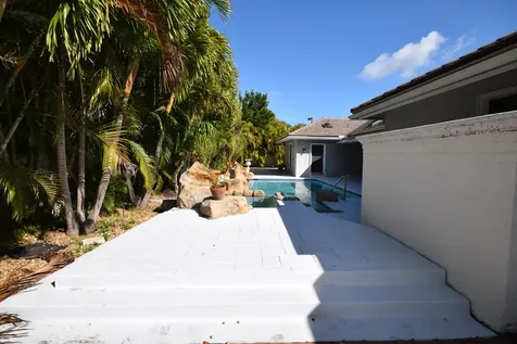 7681 NE Morningside Terrace Boca Raton FL 33487