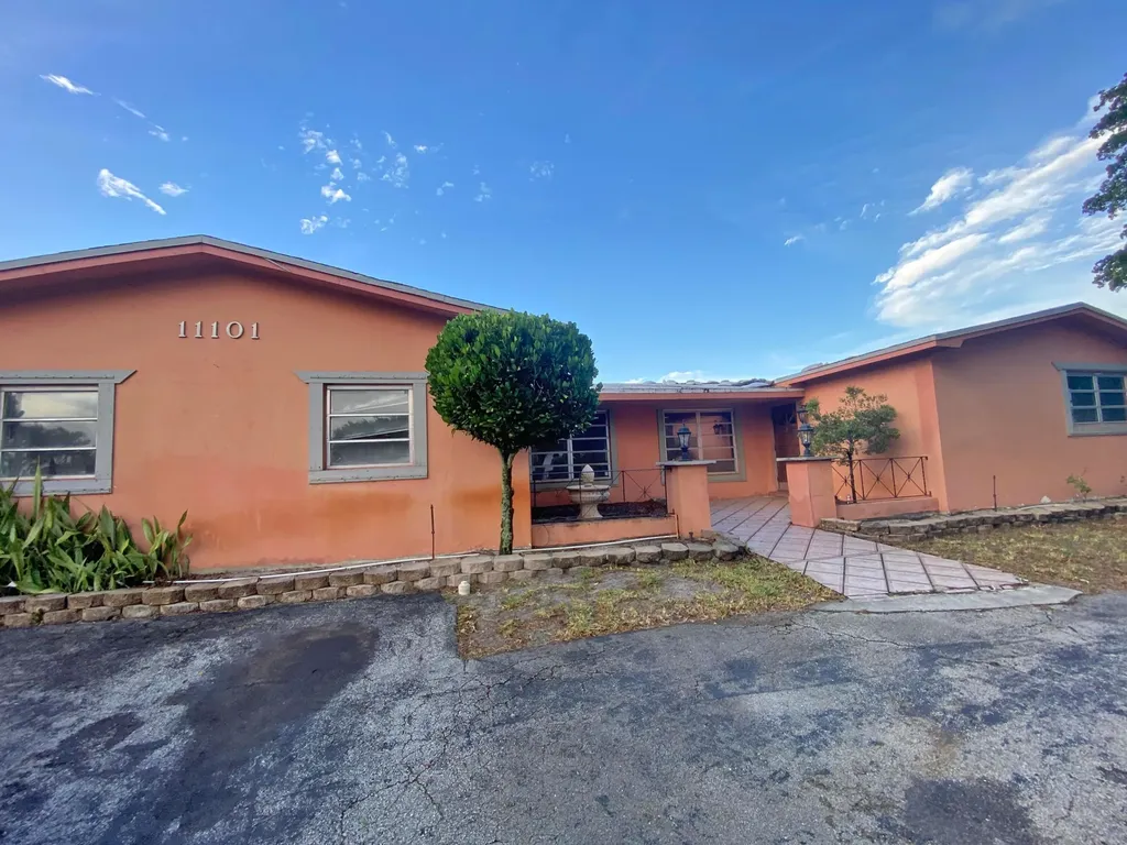 11101 NW 19th Street Pembroke Pines FL 33026