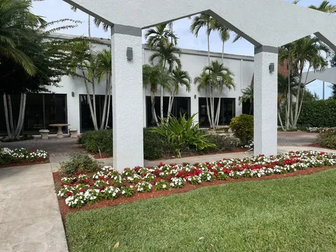6866 Huntington Lane Delray Beach FL 33446