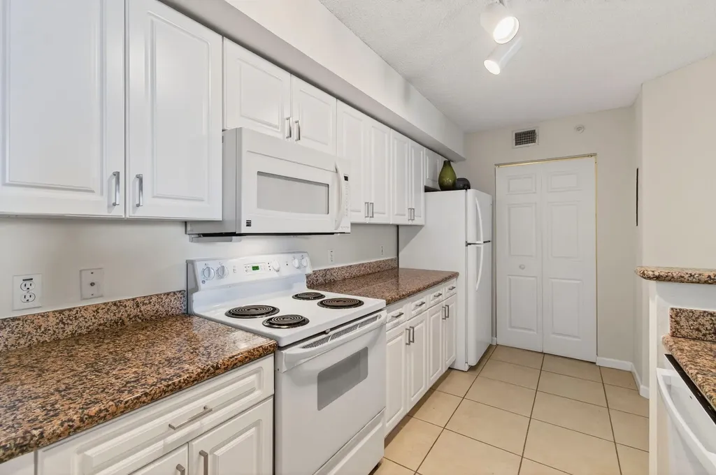 3606 S Ocean Boulevard Highland Beach FL 33487