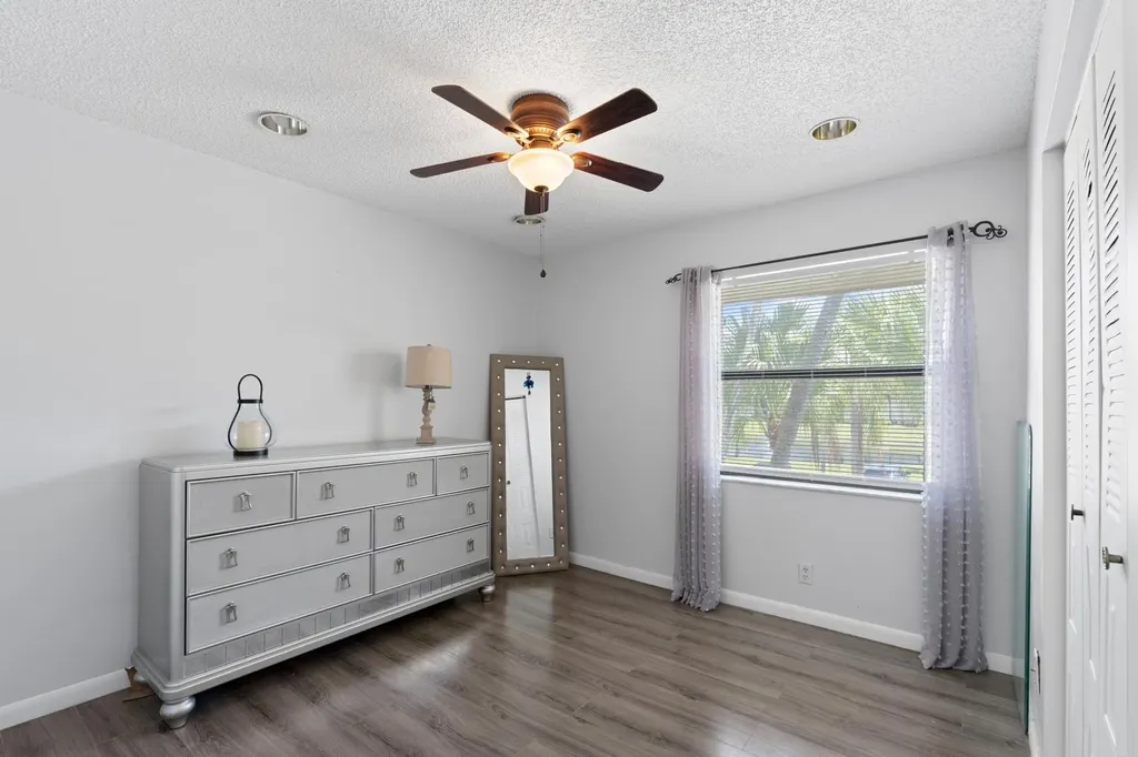22100 Palms Way Boca Raton FL 33433
