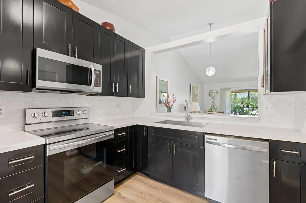 22100 Palms Way Boca Raton FL 33433