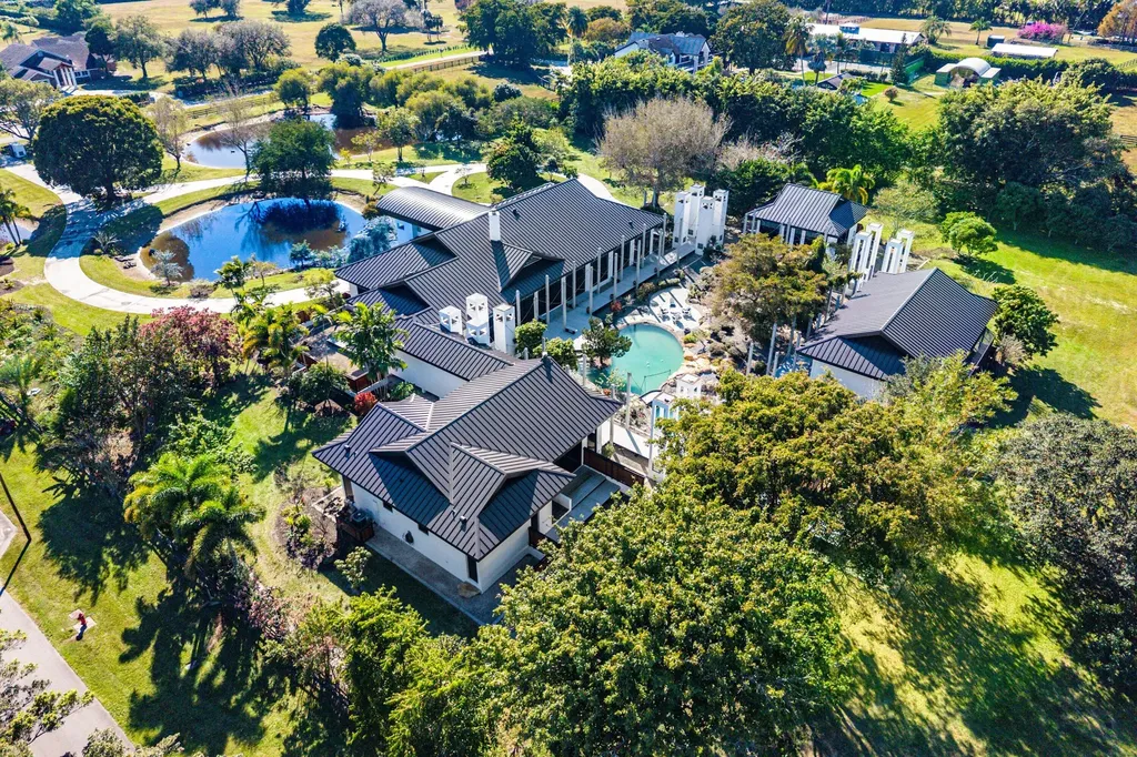 8549 Surrey Lane Boca Raton FL 33496