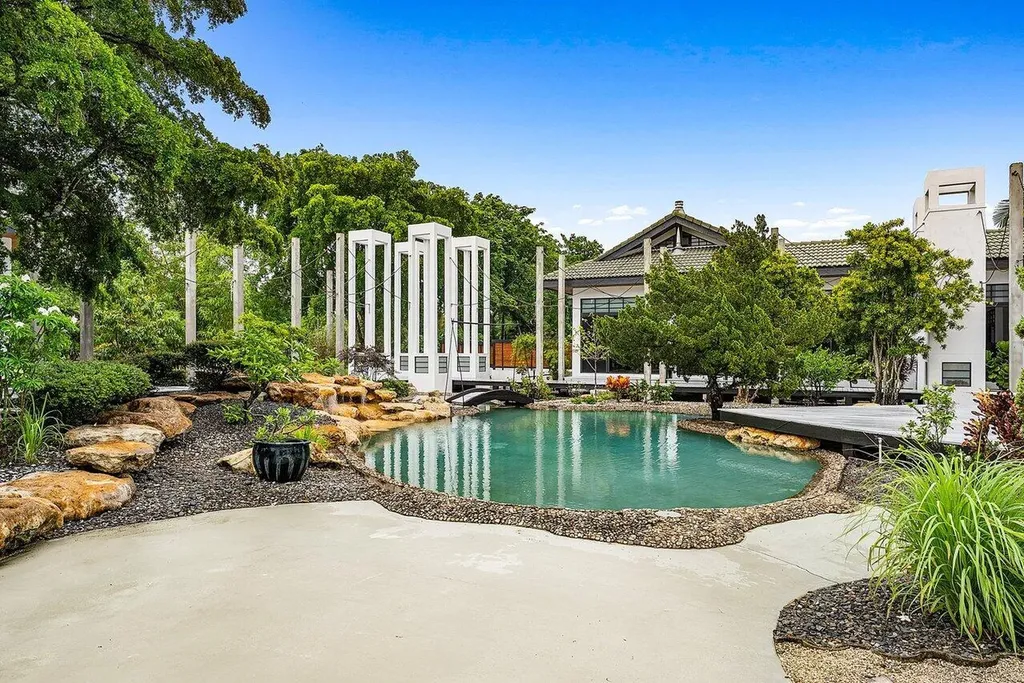 8549 Surrey Lane Boca Raton FL 33496