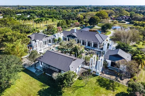 8549 Surrey Lane Boca Raton FL 33496