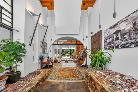 8549 Surrey Lane Boca Raton FL 33496