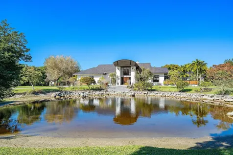 8549 Surrey Lane Boca Raton FL 33496