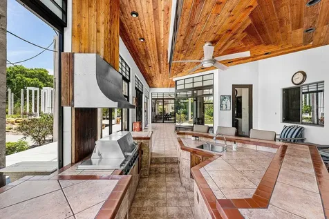 8549 Surrey Lane Boca Raton FL 33496