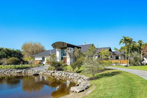 8549 Surrey Lane Boca Raton FL 33496