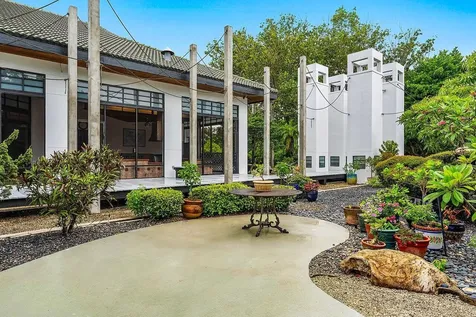 8549 Surrey Lane Boca Raton FL 33496