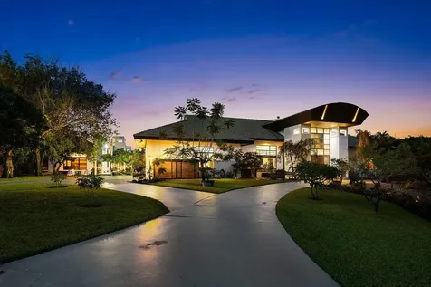 8549 Surrey Lane Boca Raton FL 33496