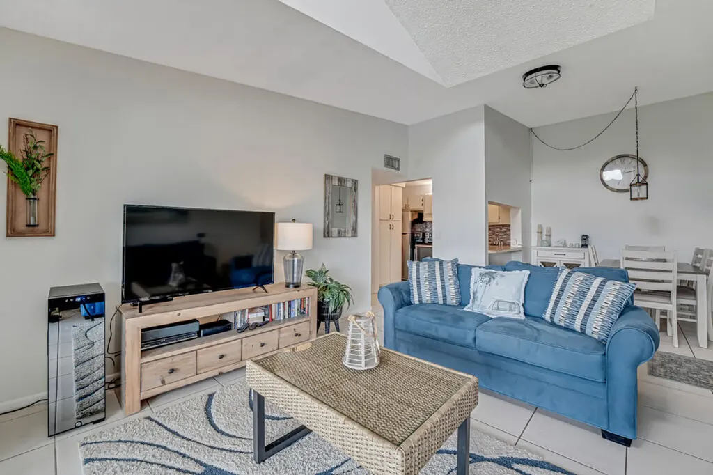 1112 Green Pine Boulevard West Palm Beach FL 33409