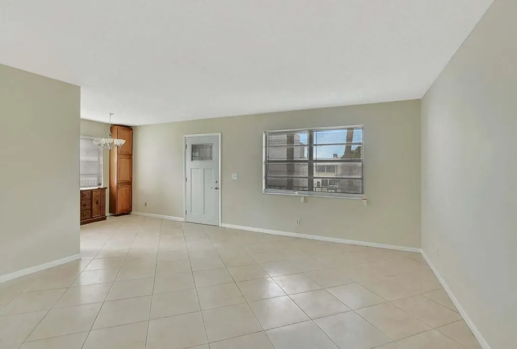 187 Normandy D Delray Beach FL 33484
