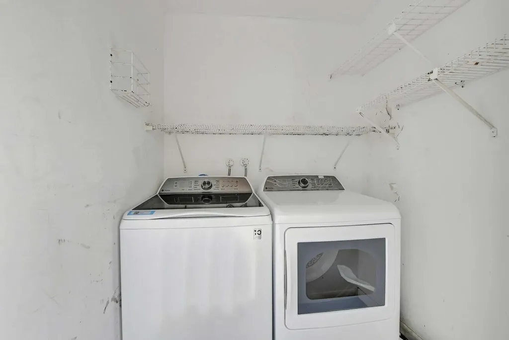187 Normandy D Delray Beach FL 33484