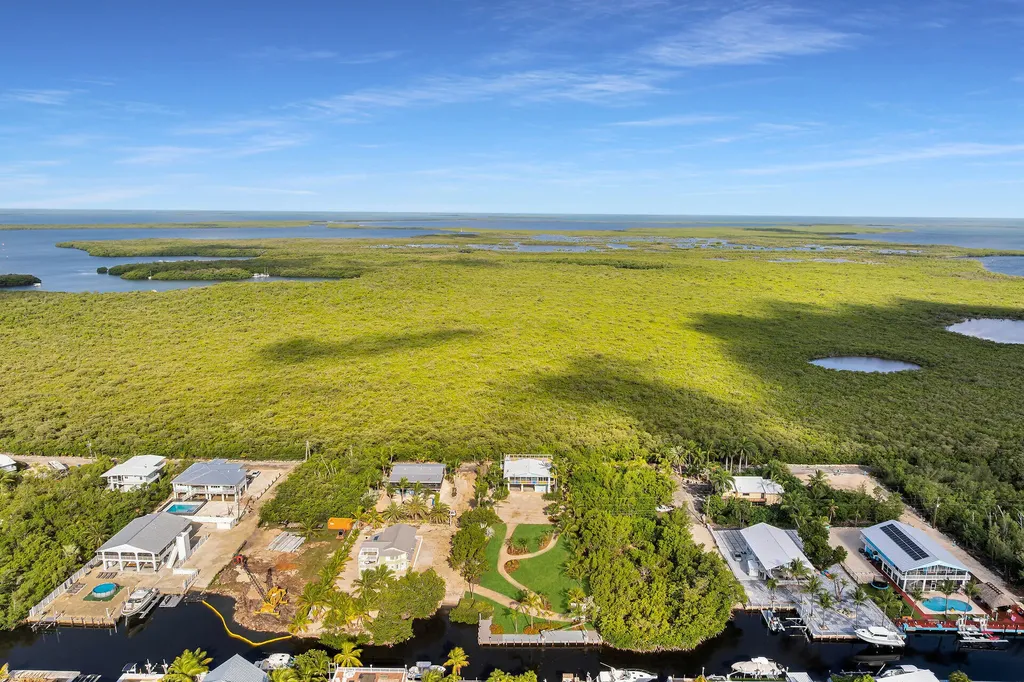 1514 Shaw Drive Key Largo FL 33037
