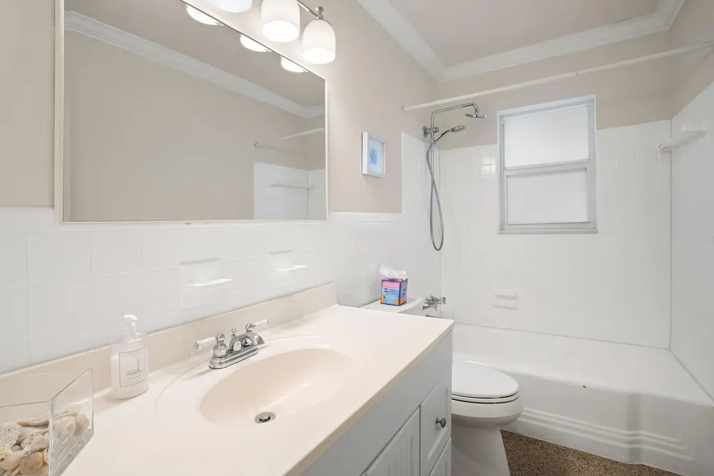 101 NE 11th Street Delray Beach FL 33444