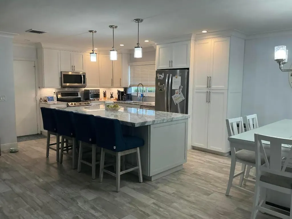 18 Holly Drive Boynton Beach FL 33436