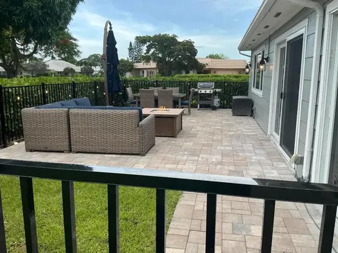 18 Holly Drive Boynton Beach FL 33436