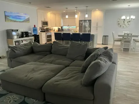 18 Holly Drive Boynton Beach FL 33436