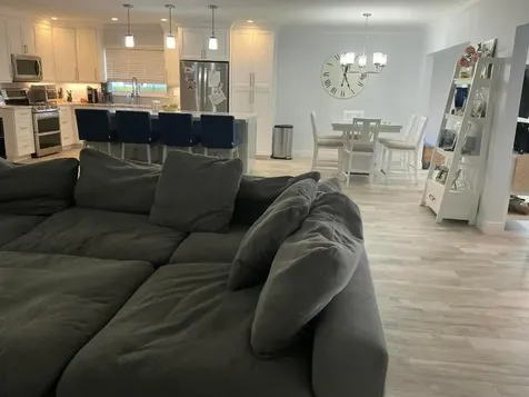 18 Holly Drive Boynton Beach FL 33436
