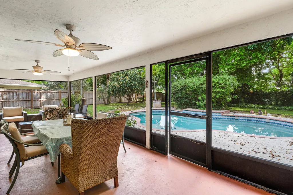 8188 Little Beth Drive E Boynton Beach FL 33472