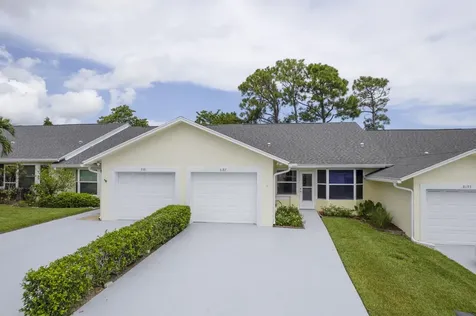 8187 SE Fox Hill Place Hobe Sound FL 33455
