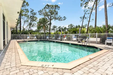 8187 SE Fox Hill Place Hobe Sound FL 33455