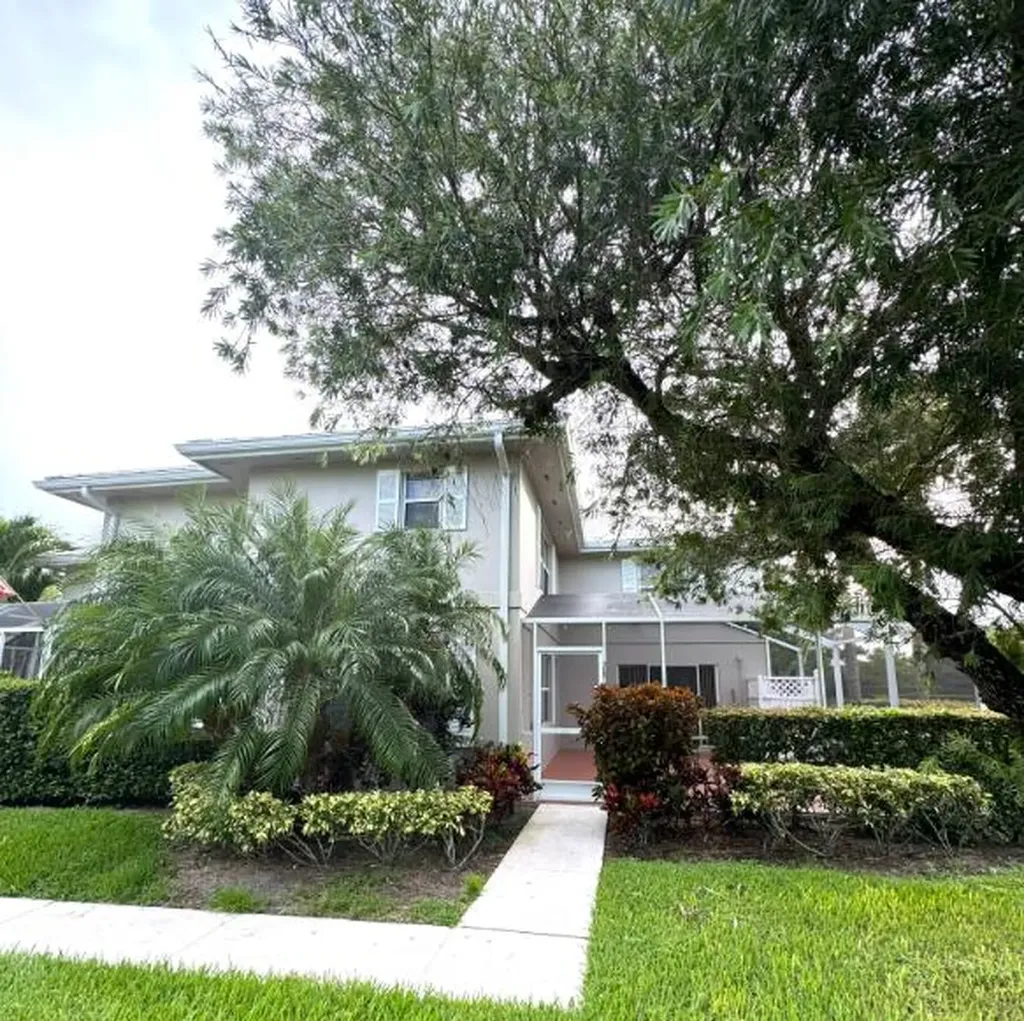 2813 SW Lakemont Place Palm City FL 34990