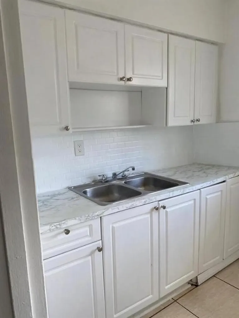 630 84th Street Miami Beach FL 33141