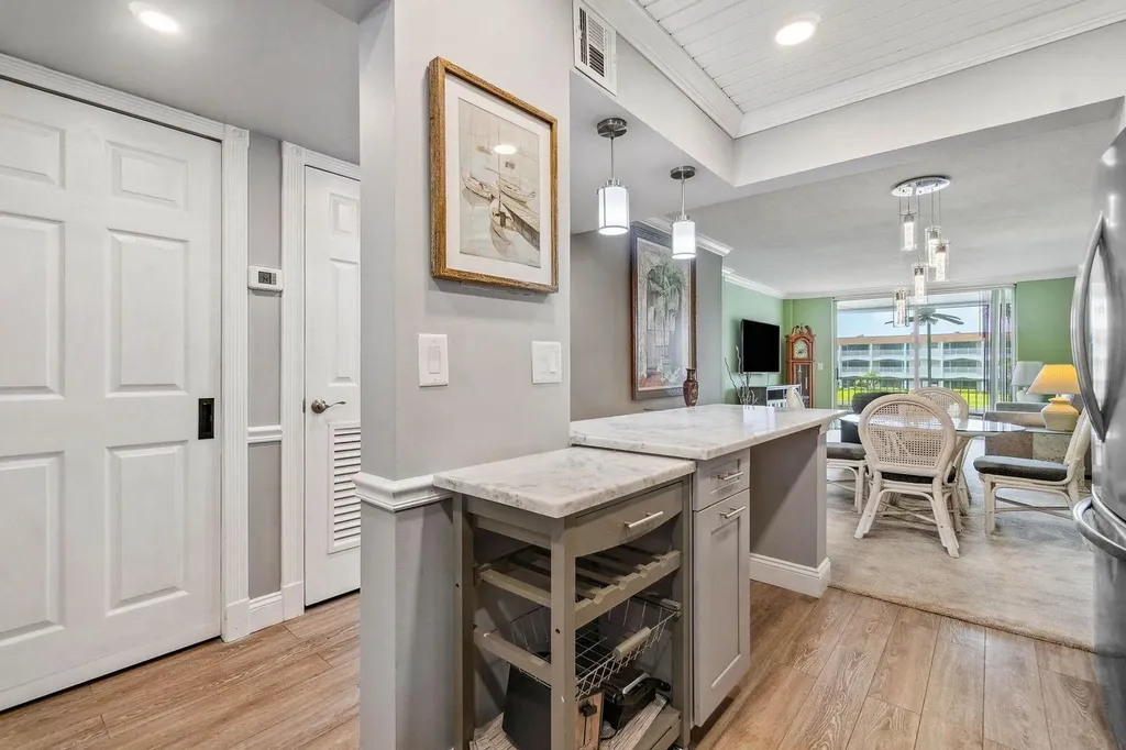 100 Paradise Harbour Boulevard North Palm Beach FL 33408
