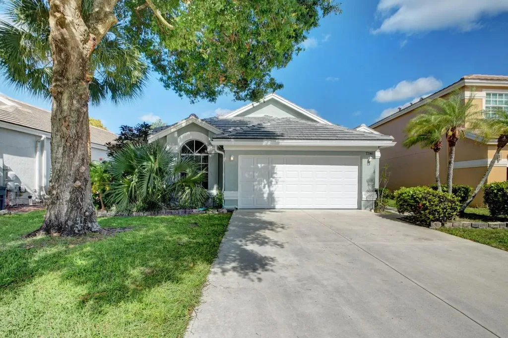 7390 Ashley Shores Circle Lake Worth FL 33467