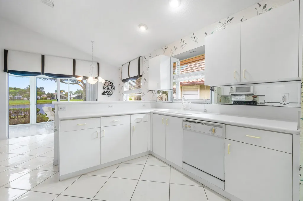 12253 Eagles Landing Way Boynton Beach FL 33437