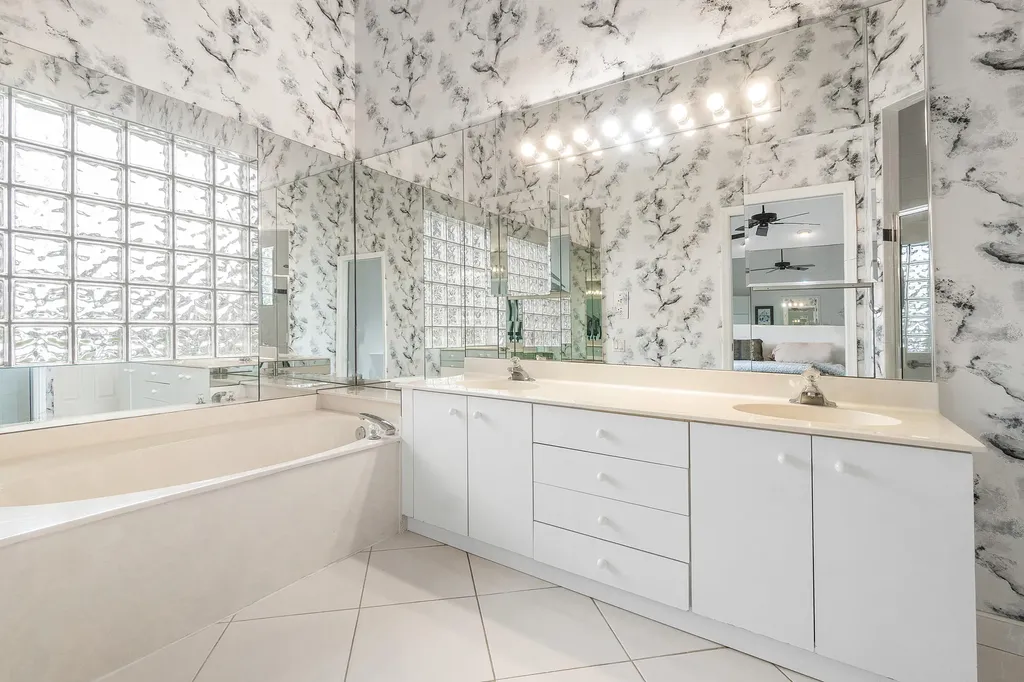 12253 Eagles Landing Way Boynton Beach FL 33437