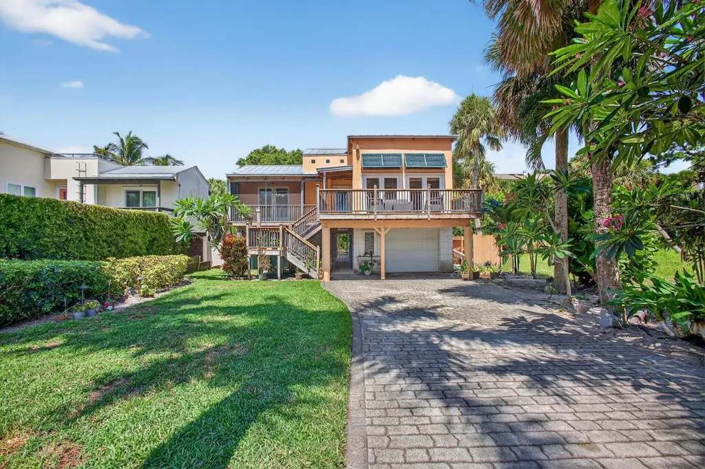 1042 SE Saint Lucie Boulevard Stuart FL 34996