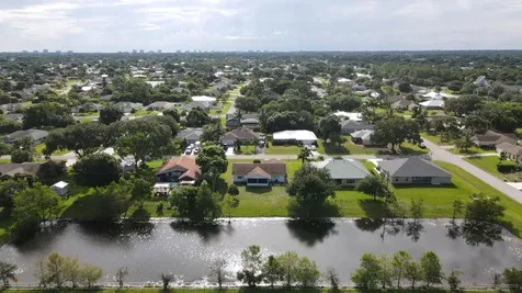 2282 SE Mcmaster Street Port St Lucie FL 34952