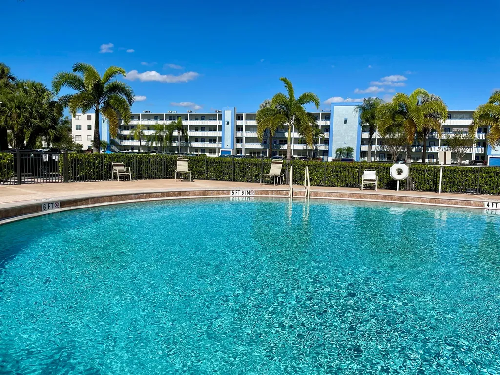 4019 Lincoln A Boca Raton FL 33434