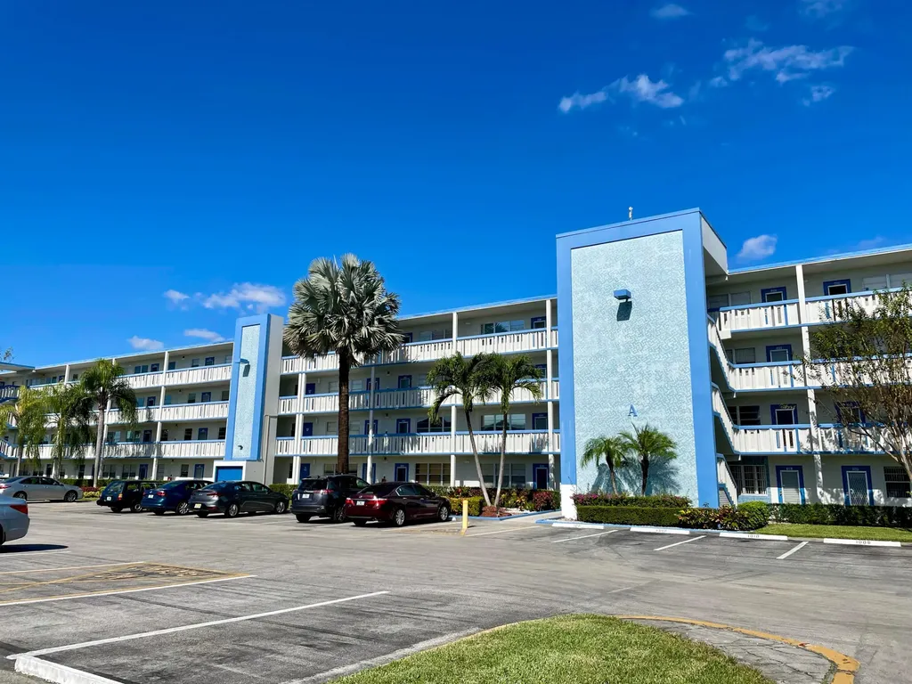 4019 Lincoln A Boca Raton FL 33434