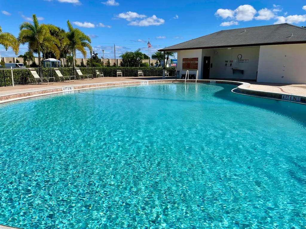 4019 Lincoln A Boca Raton FL 33434