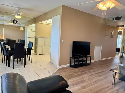 4019 Lincoln A Boca Raton FL 33434