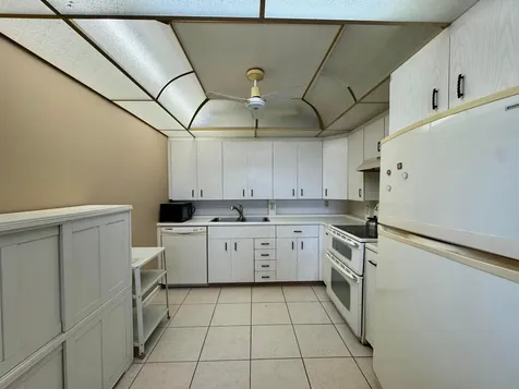 4019 Lincoln A Boca Raton FL 33434