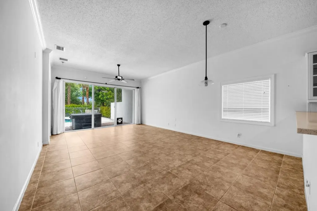 212 Kensington Way Royal Palm Beach FL 33414