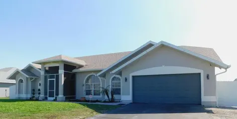680 Manhattan Street E Lehigh Acres FL 33974