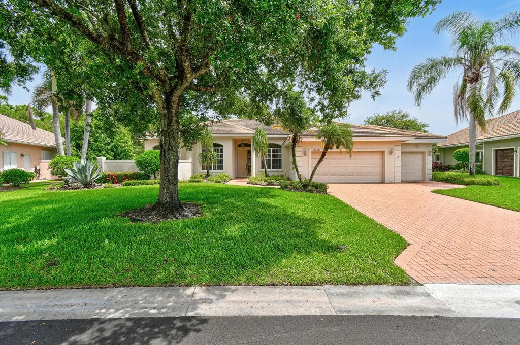 5219 SE Lost Lake Way Hobe Sound FL 33455