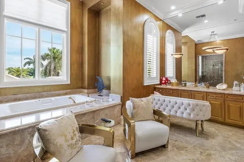 319 Mizner Lake Estates Drive Boca Raton FL 33432