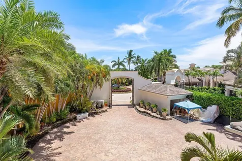 319 Mizner Lake Estates Drive Boca Raton FL 33432