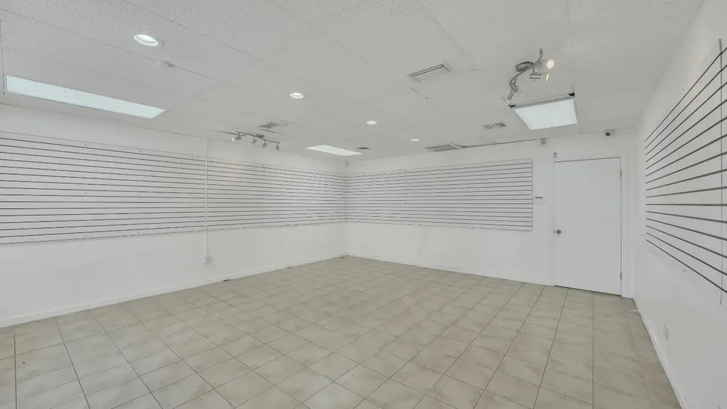 7600 Wiles Road Coral Springs FL 33067