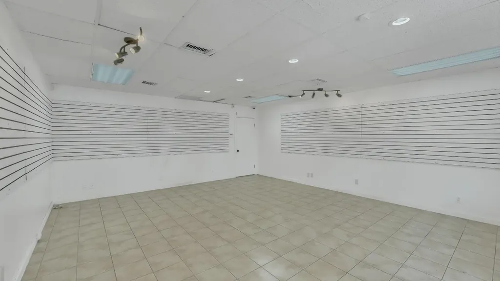 7600 Wiles Road Coral Springs FL 33067