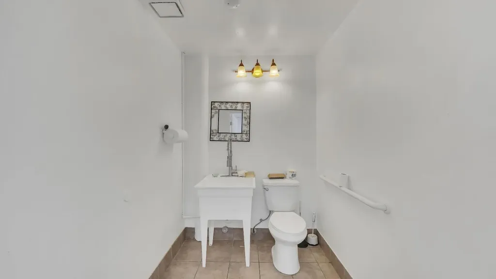 7600 Wiles Road Coral Springs FL 33067